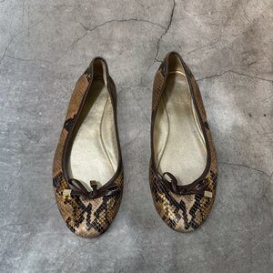 vintage coach brown snakeskin ballet flats with bow detail